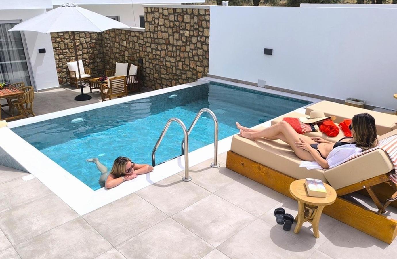 Valantina'S & Mannouel Lardos Luxury Villas Buitenkant foto