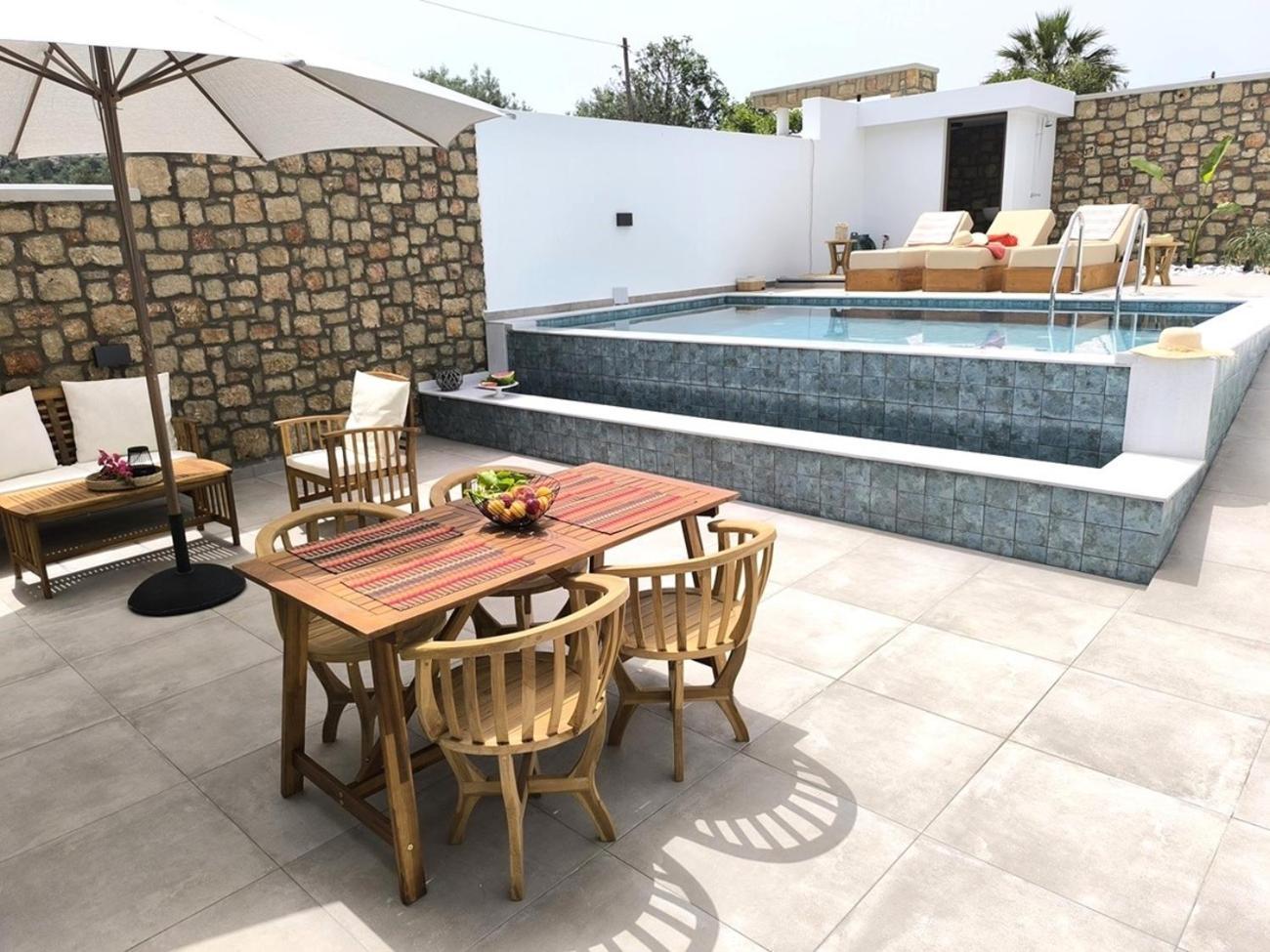 Valantina'S & Mannouel Lardos Luxury Villas Buitenkant foto