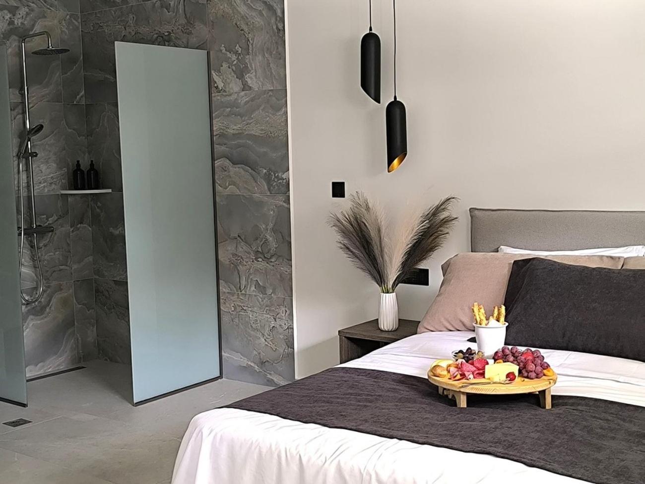 Valantina'S & Mannouel Lardos Luxury Villas Buitenkant foto