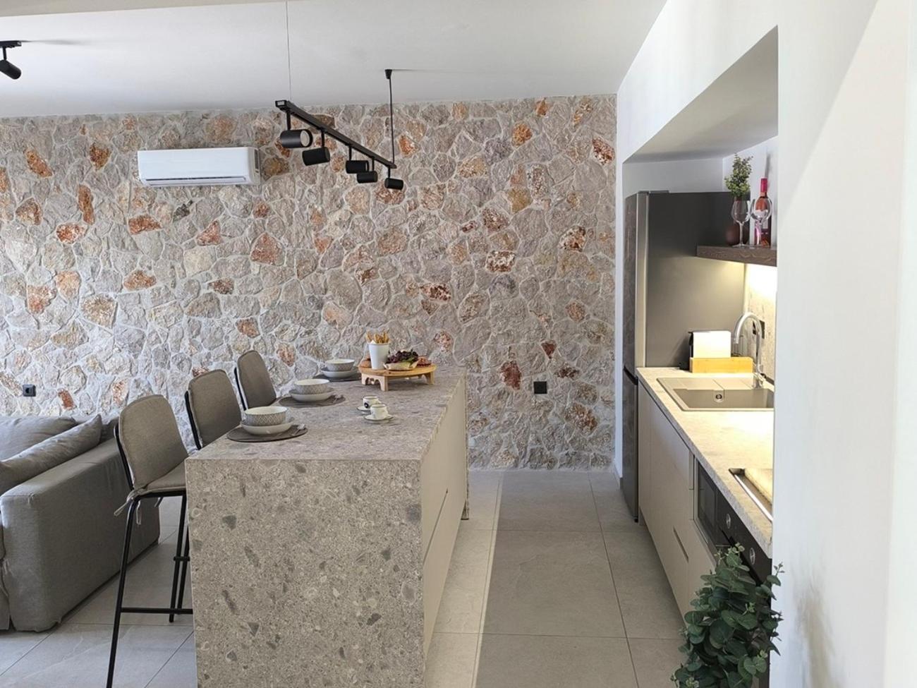 Valantina'S & Mannouel Lardos Luxury Villas Buitenkant foto