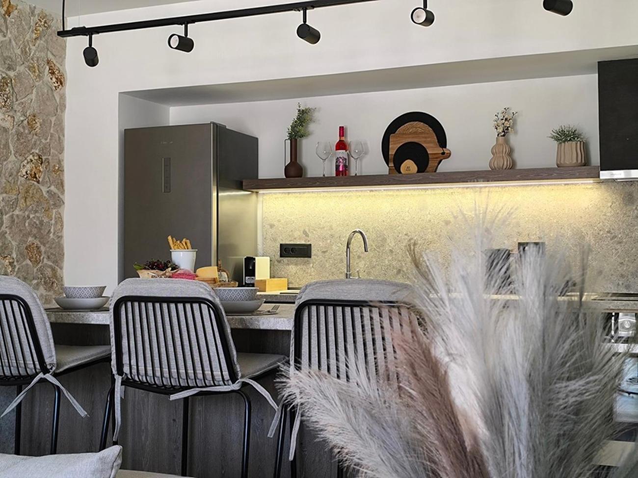Valantina'S & Mannouel Lardos Luxury Villas Buitenkant foto